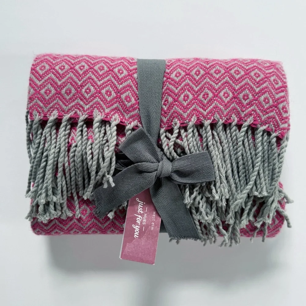 West Elm Diamond Jacquard Throw Blanket | NWT